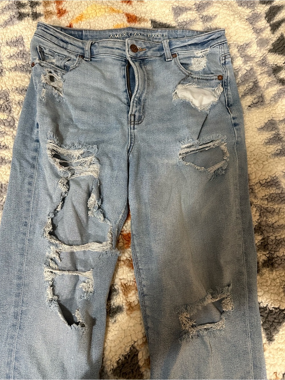American Eagle Women’s Size 8 Super High-Waisted Distressed Mom Jeans